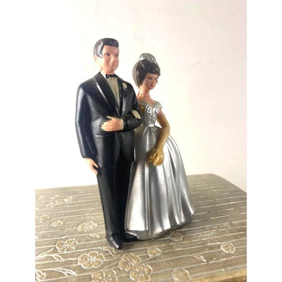 Vintage Wilton Brunette SILVER Bride & Groom Wedding Cake Topper Figurine Hong K - Picture 2 of 5